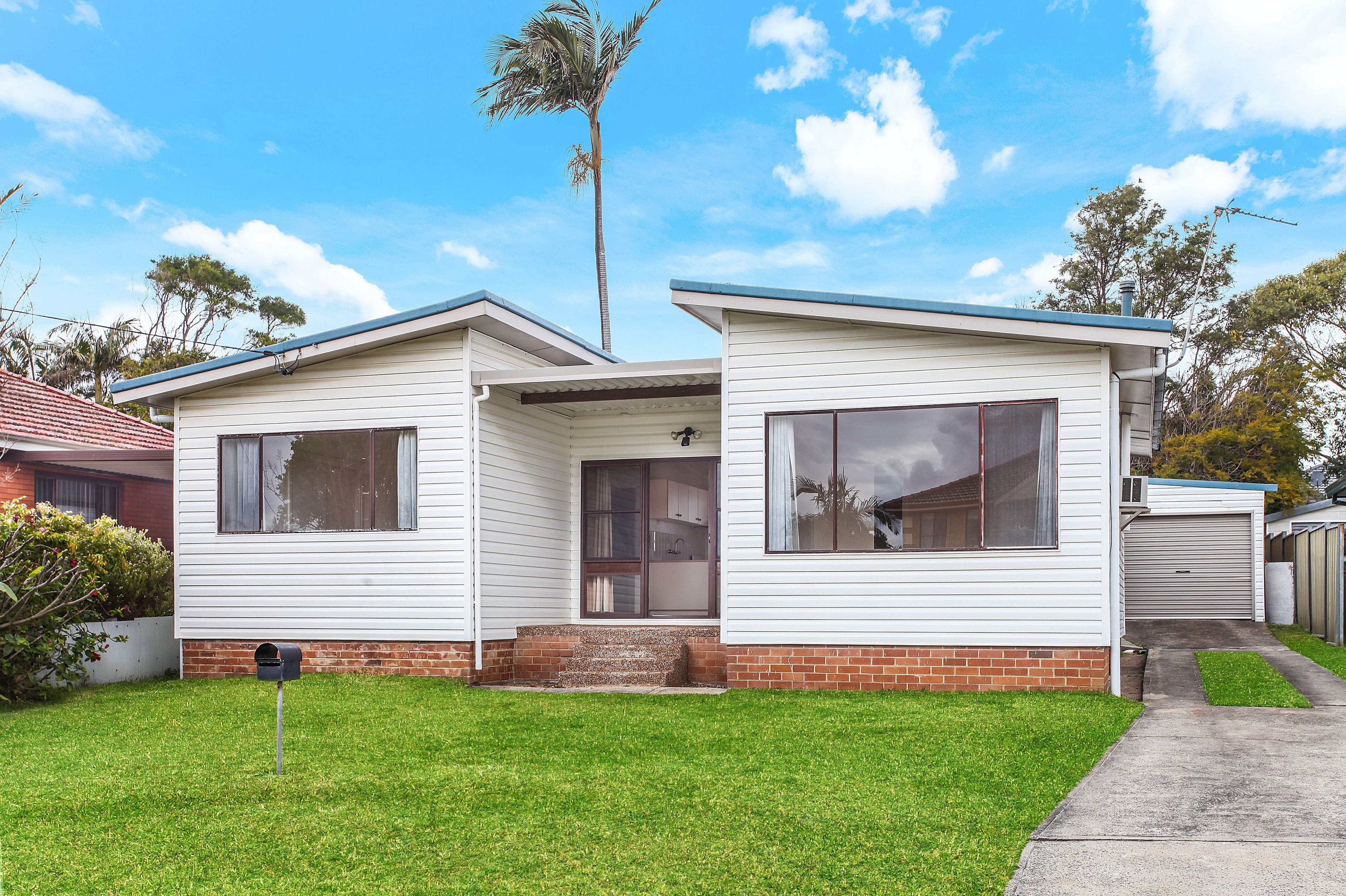 10 Doone Street, Barrack Heights - Image 1