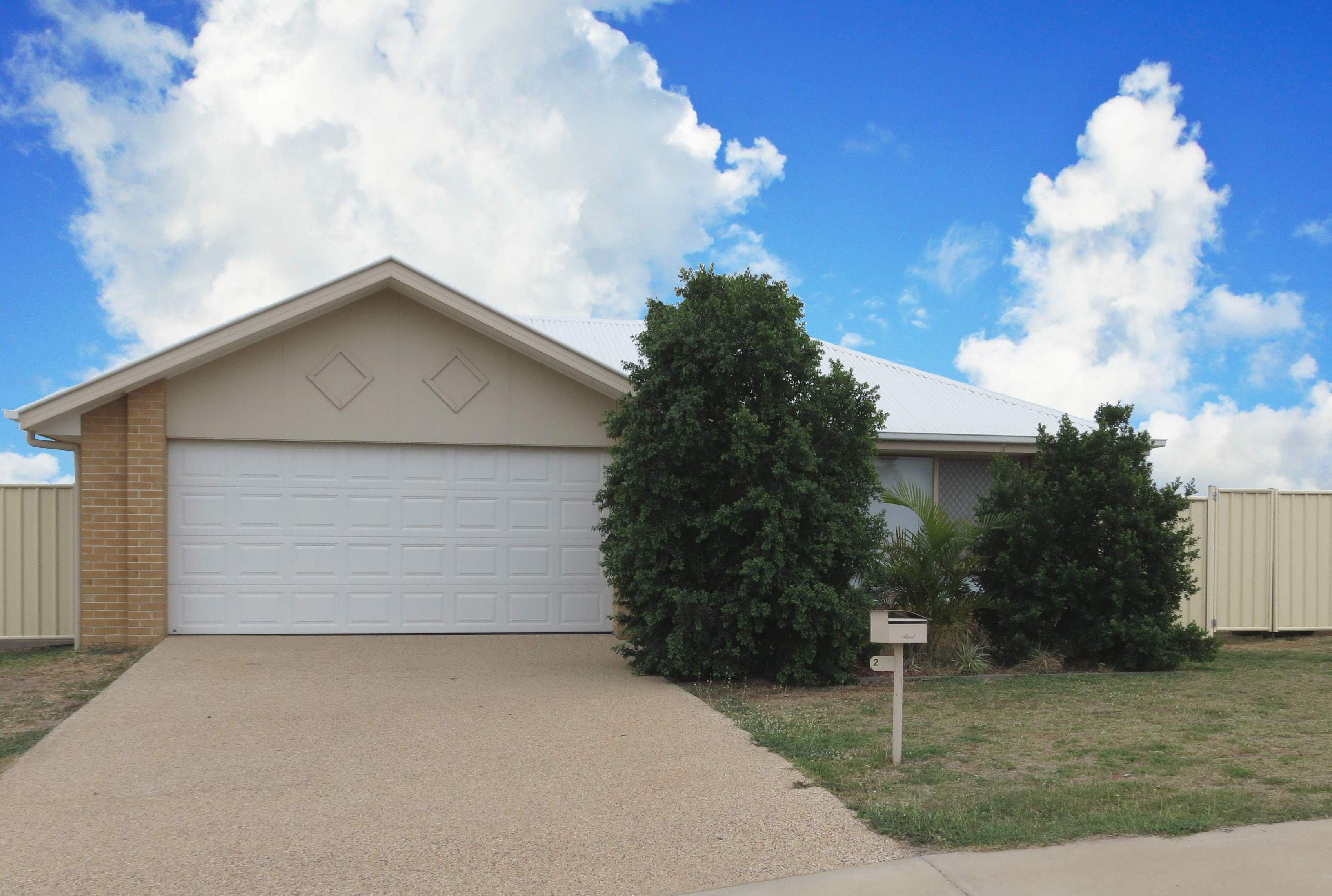 2 Suncrest Street, Emerald QLD 4720, Emerald - Image 1