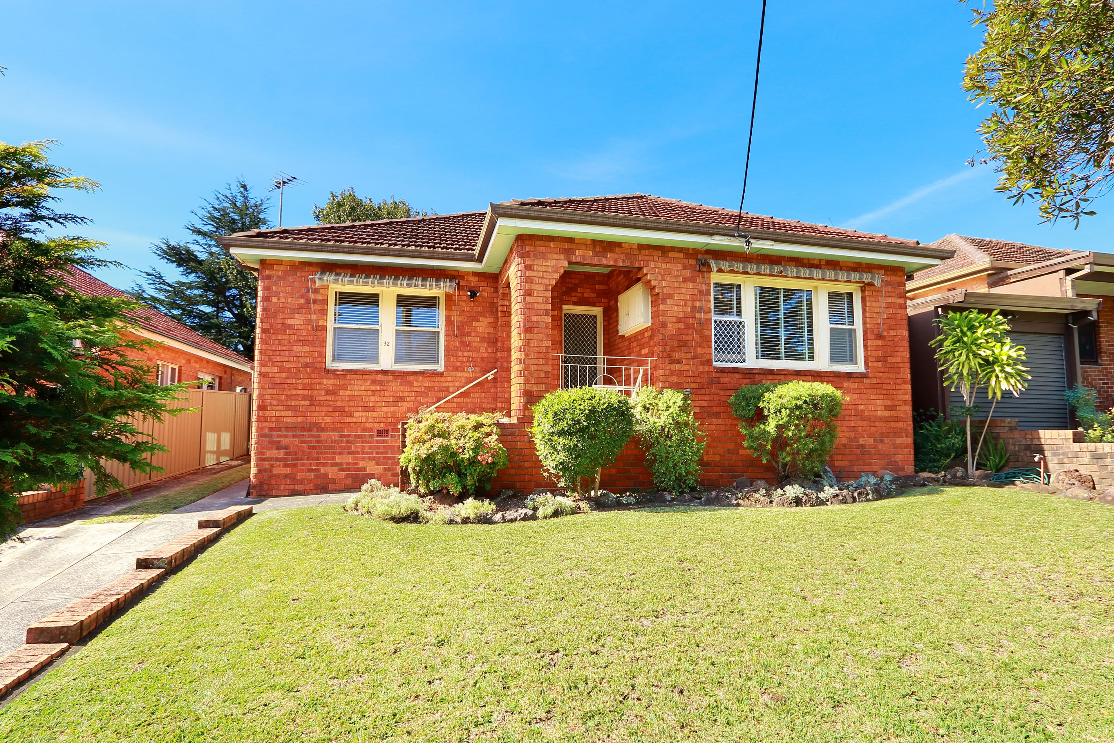 32 Grove Avenue, Penshurst - Image 1