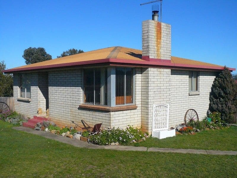 4 Grassdale Place, RAVENSWOOD TAS 7250, Ravenswood - Image 1