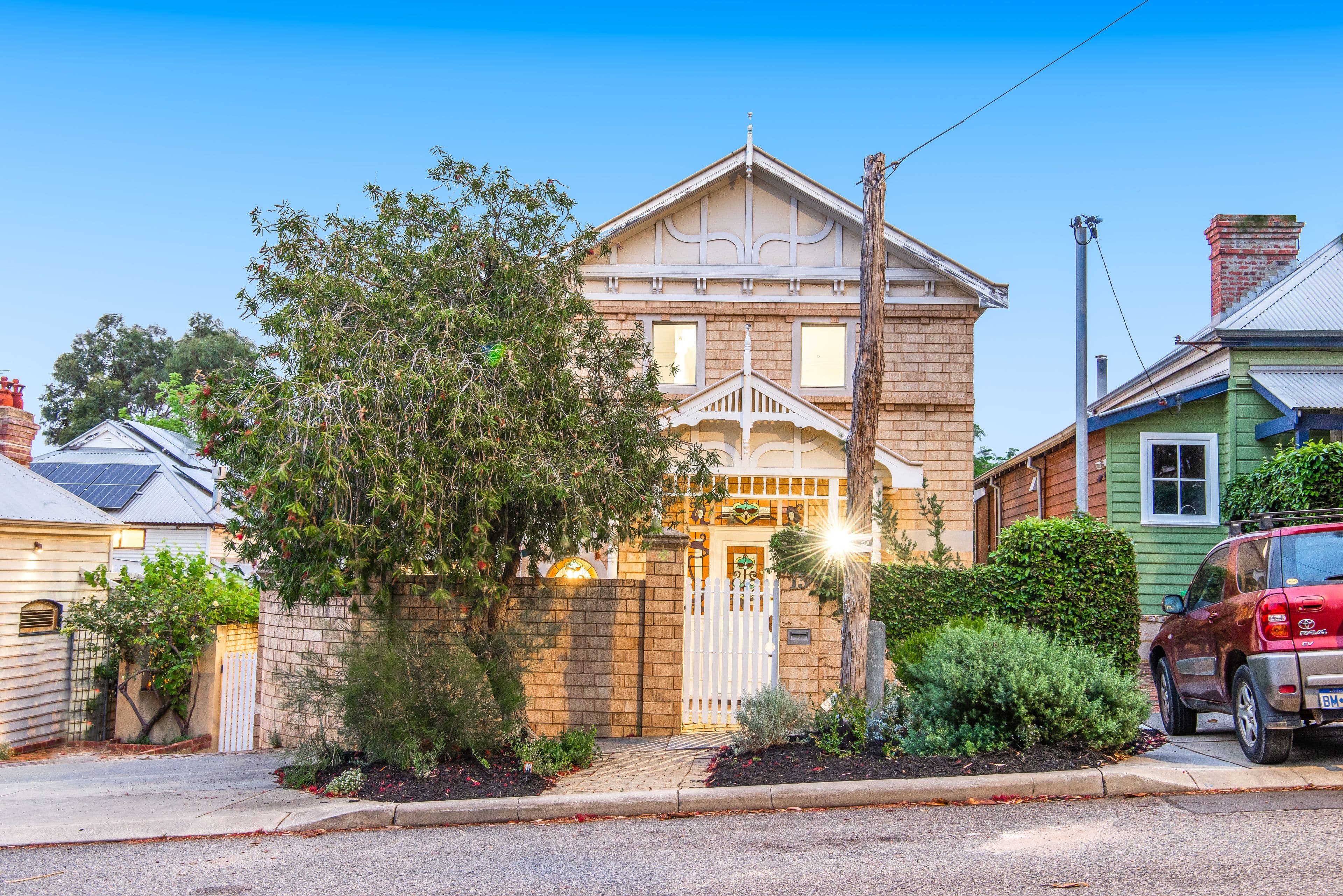 1 / 30 Dobson Street, Ascot QLD 4007, Ascot - Image 1