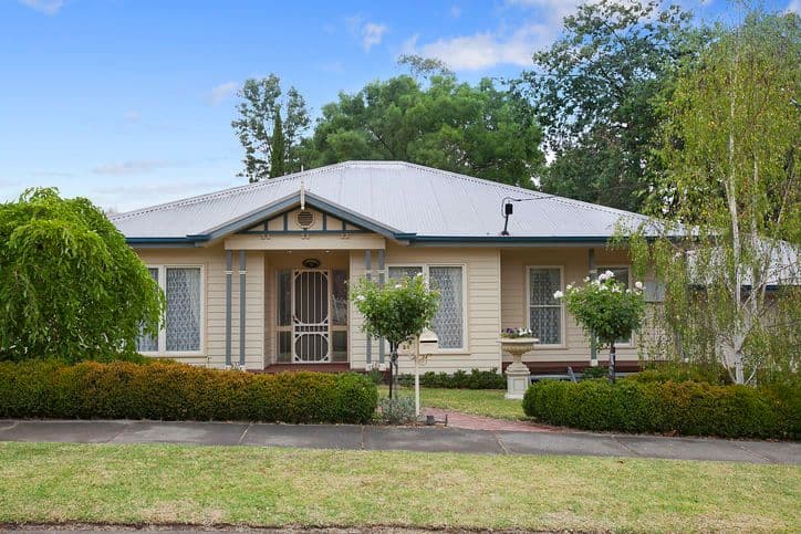 24 Fortuna Avenue, CROYDON VIC 3136, Croydon - Image 1