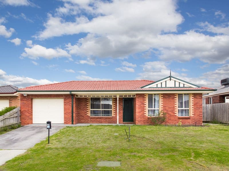 10 HORTON Drive, HAMPTON PARK VIC 3976, Hampton Park - Image 1