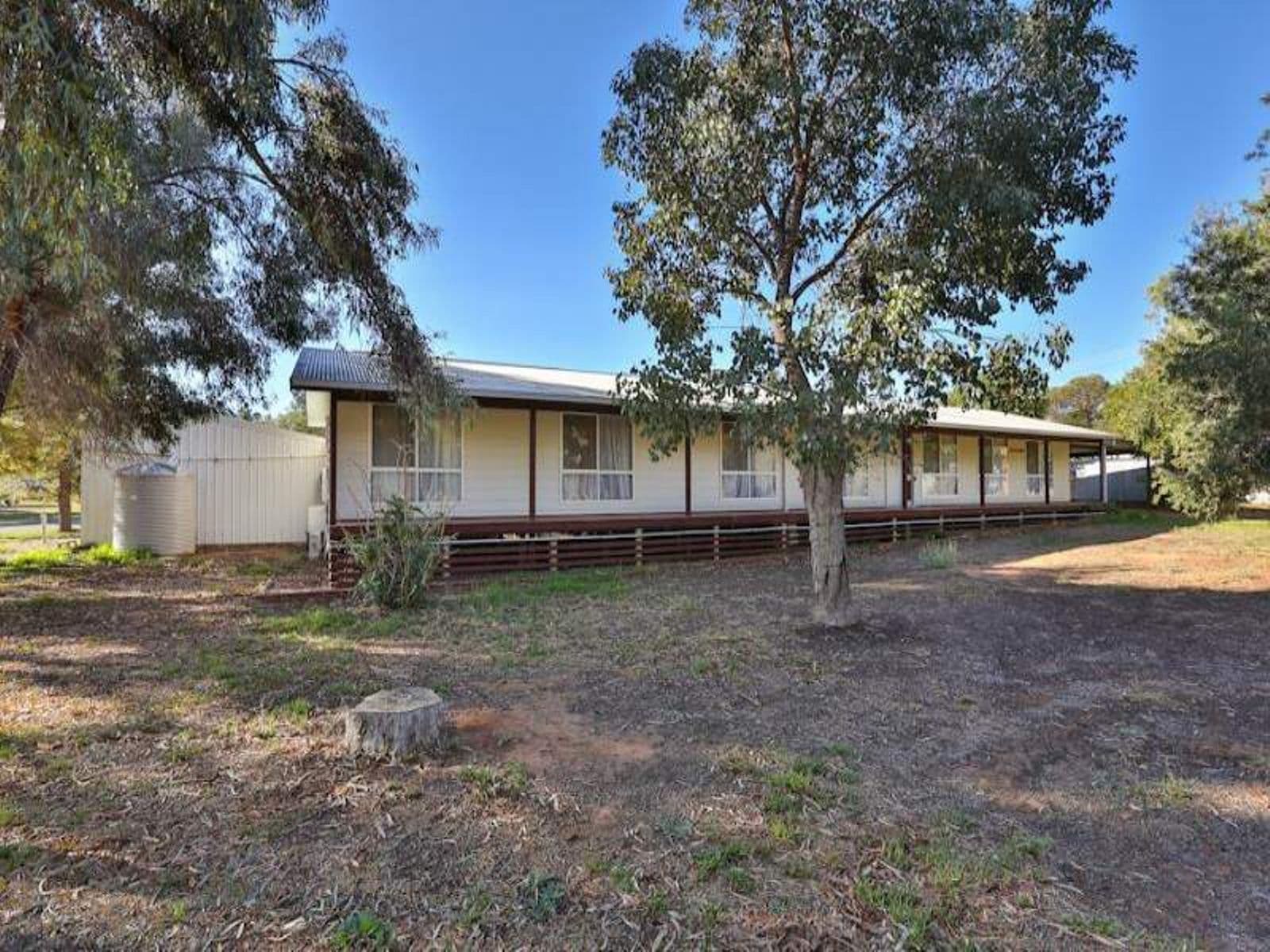 8 Gibbs Road, Colignan - Image 1