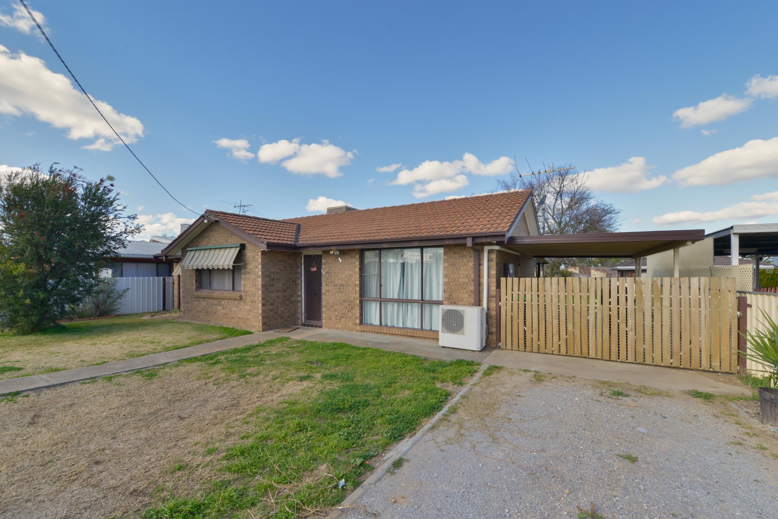 42 Evans Street, Westdale - Image 1