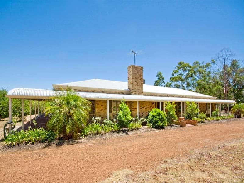 35 John Farrant Drive, GOOSEBERRY HILL WA 6076, Gooseberry Hill - Image 1