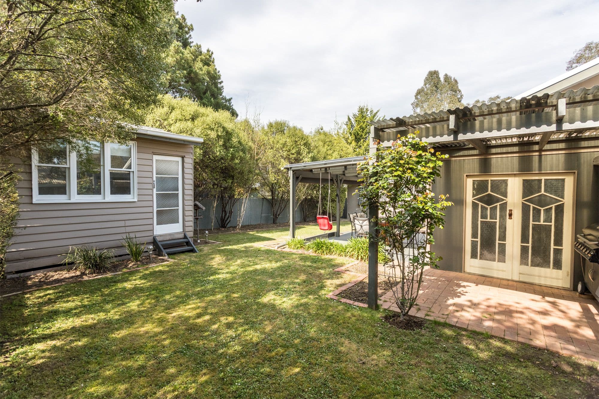 4 Park Avenue North, Eildon VIC 3713, Eildon - Image 1