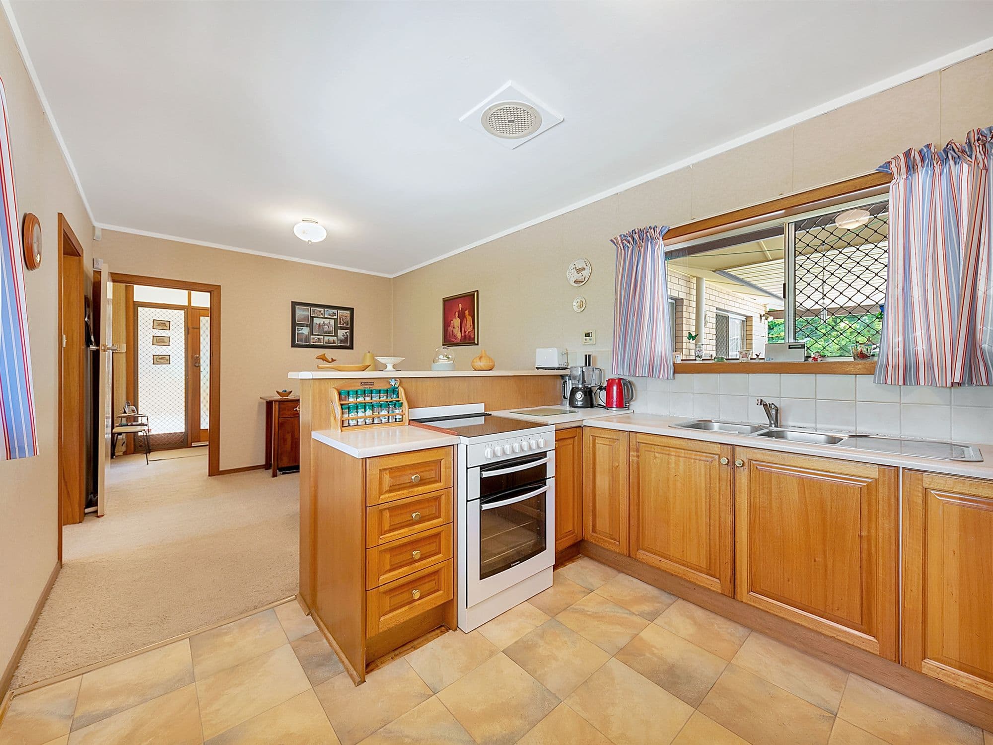 85 Warren Road, Modbury North SA 5092, Modbury North - Image 1