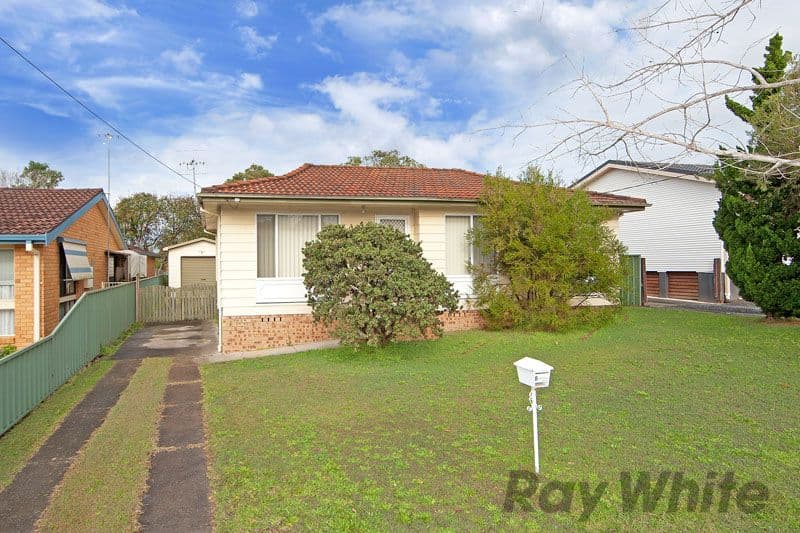 8 Durham Road, GOROKAN NSW 2263, Gorokan - Image 1