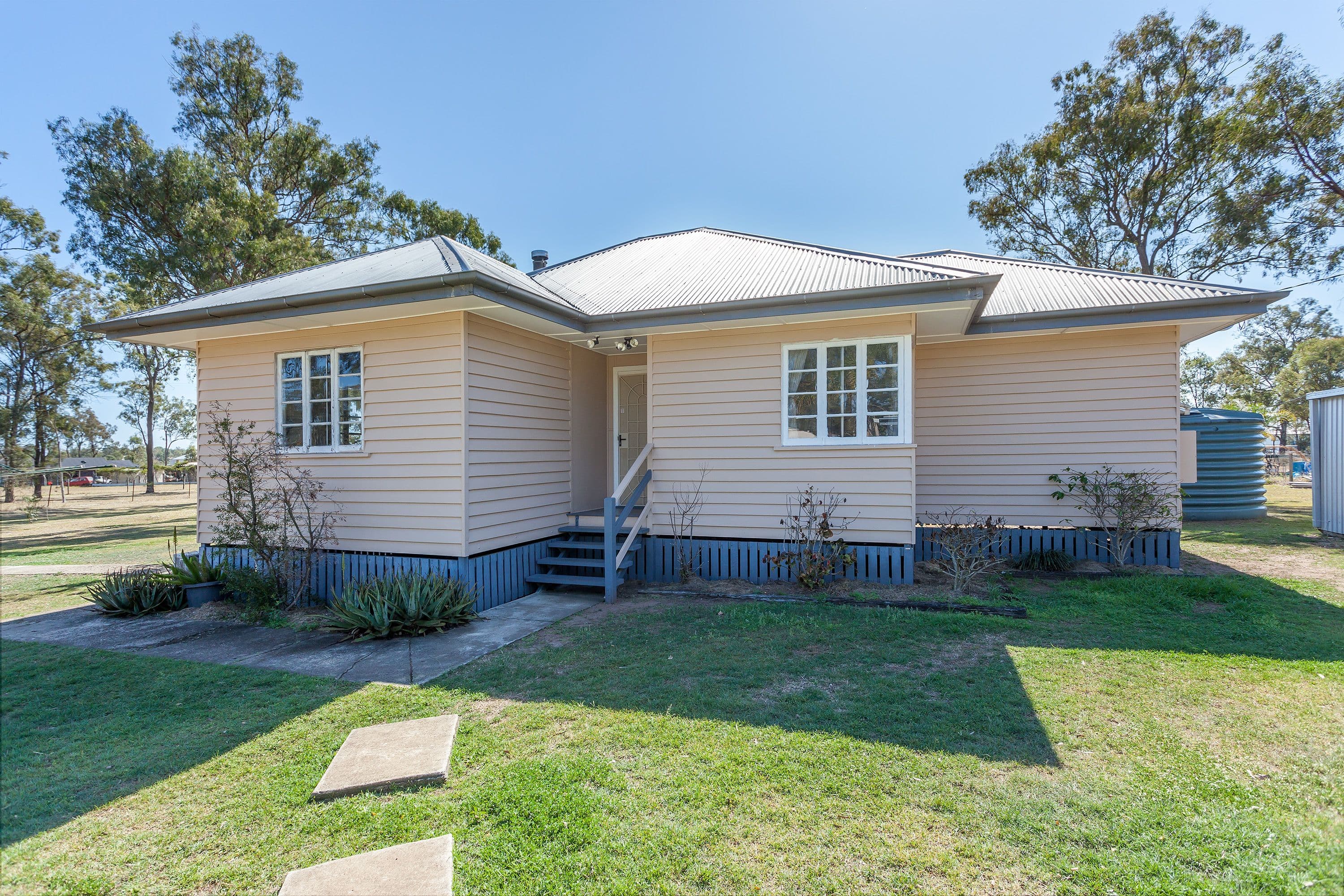 5 Silverbank Court, Lockrose QLD 4342, Lockrose - Image 1