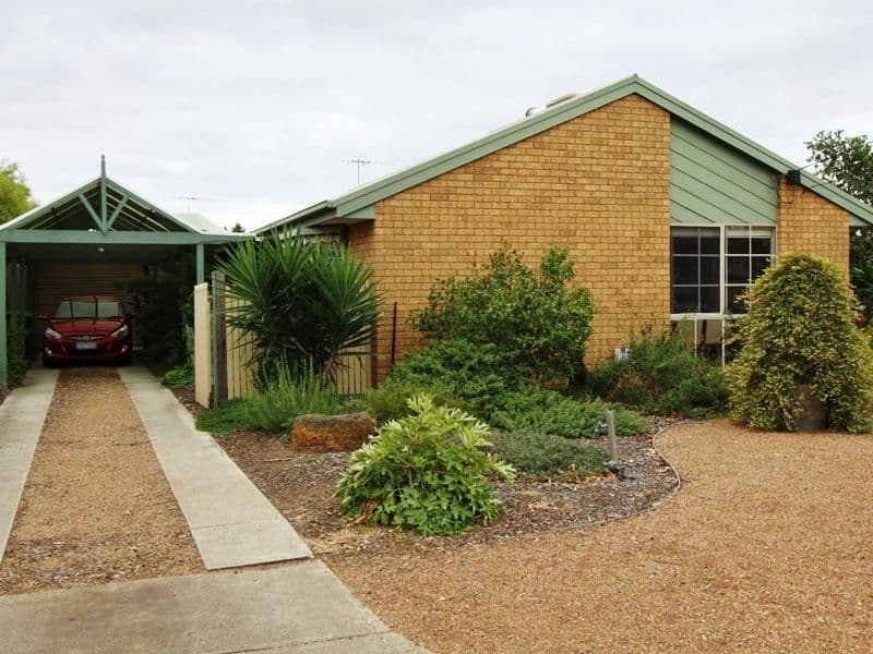 1/2 Alanson Avenue, Werribee - Image 1