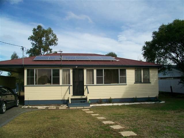 74 Northern Road, ROMA QLD 4455, Roma - Image 1
