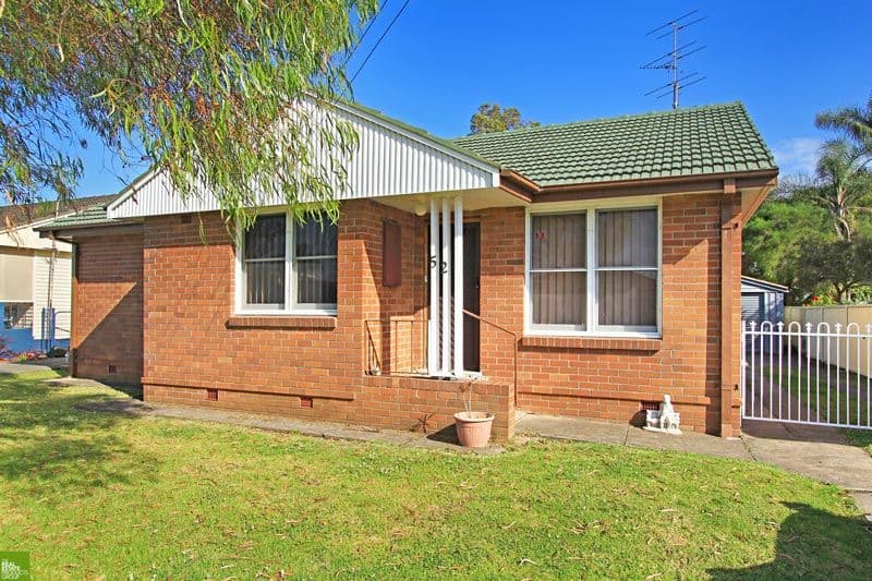52 Lake Entrance Road, WARILLA NSW 2528, Warilla - Image 1