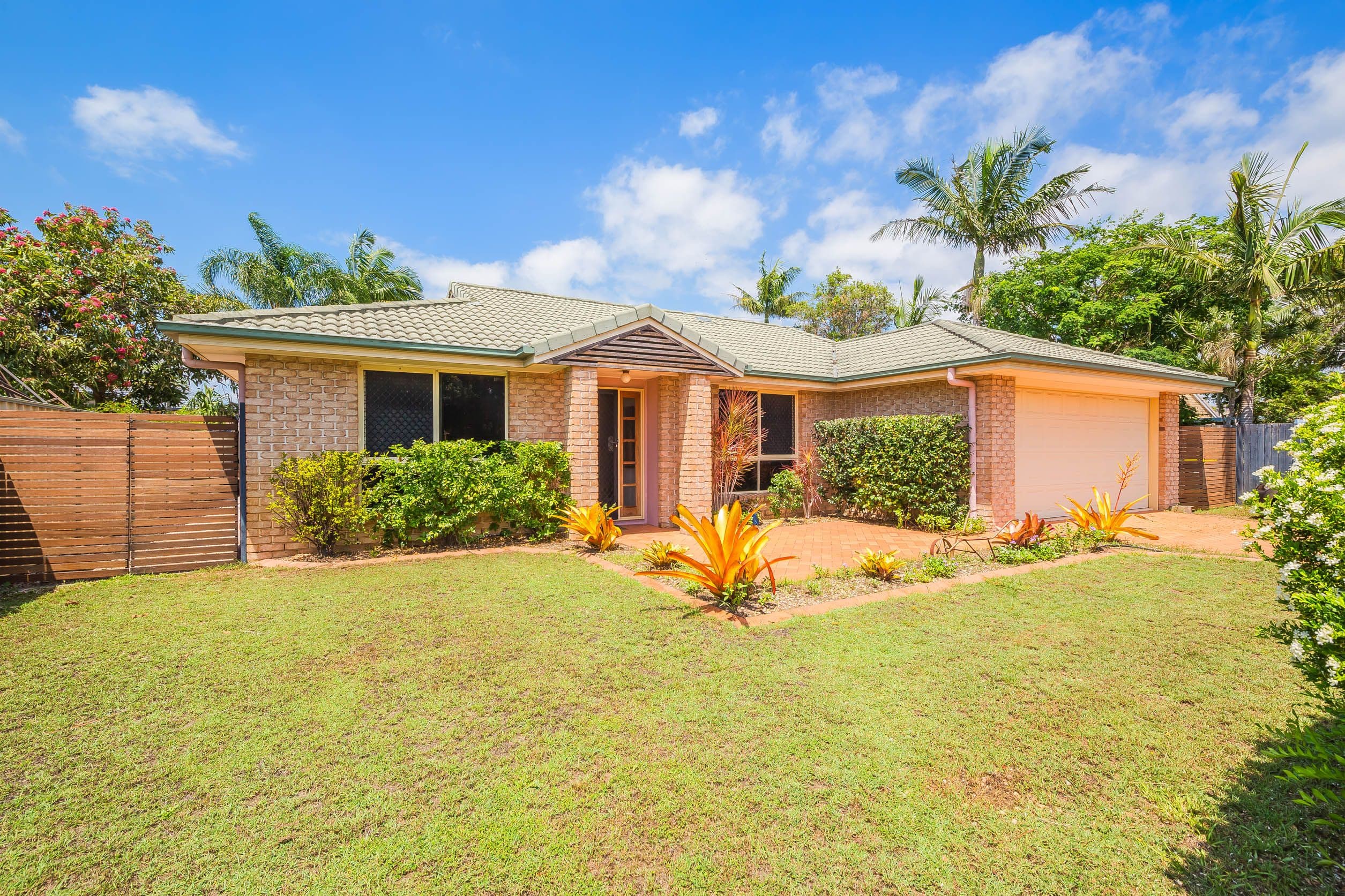 25 Hawaii Crescent, Banksia Beach QLD 4507, Banksia Beach - Image 1