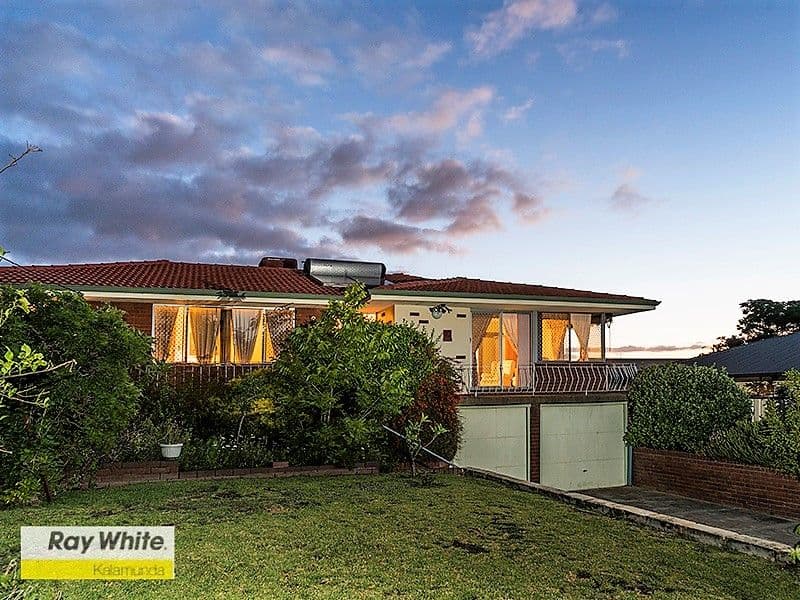 10 Bladon Way, Swan View WA 6056, Swan View - Image 1