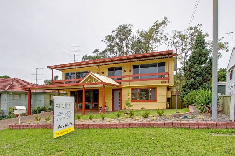 112 Bay Road, BOLTON POINT NSW 2283, Bolton Point - Image 1