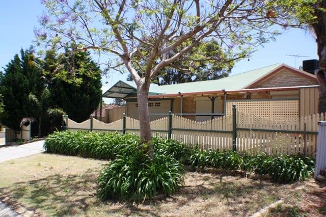 5 Hampshire Gardens, PARMELIA WA 6167, Parmelia - Image 1