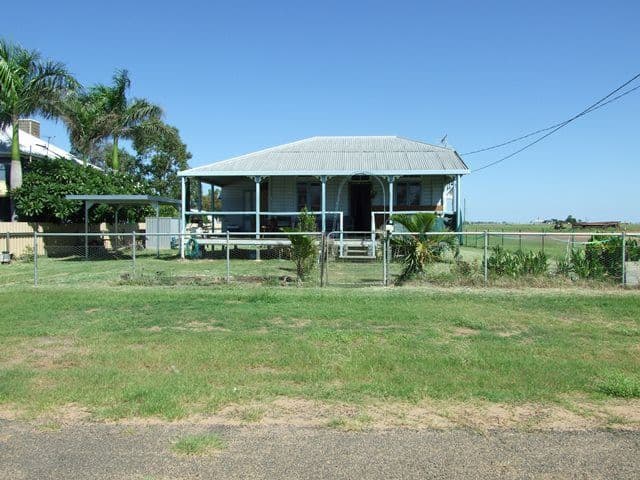 17 Myrtle Street, Blackall QLD 4472, Blackall - Image 1