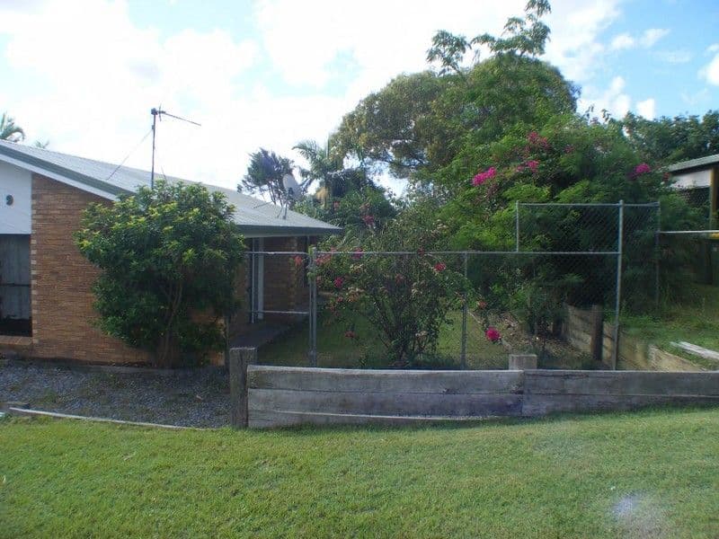 9 Stephenson, MONKLAND QLD 4570, Monkland - Image 1