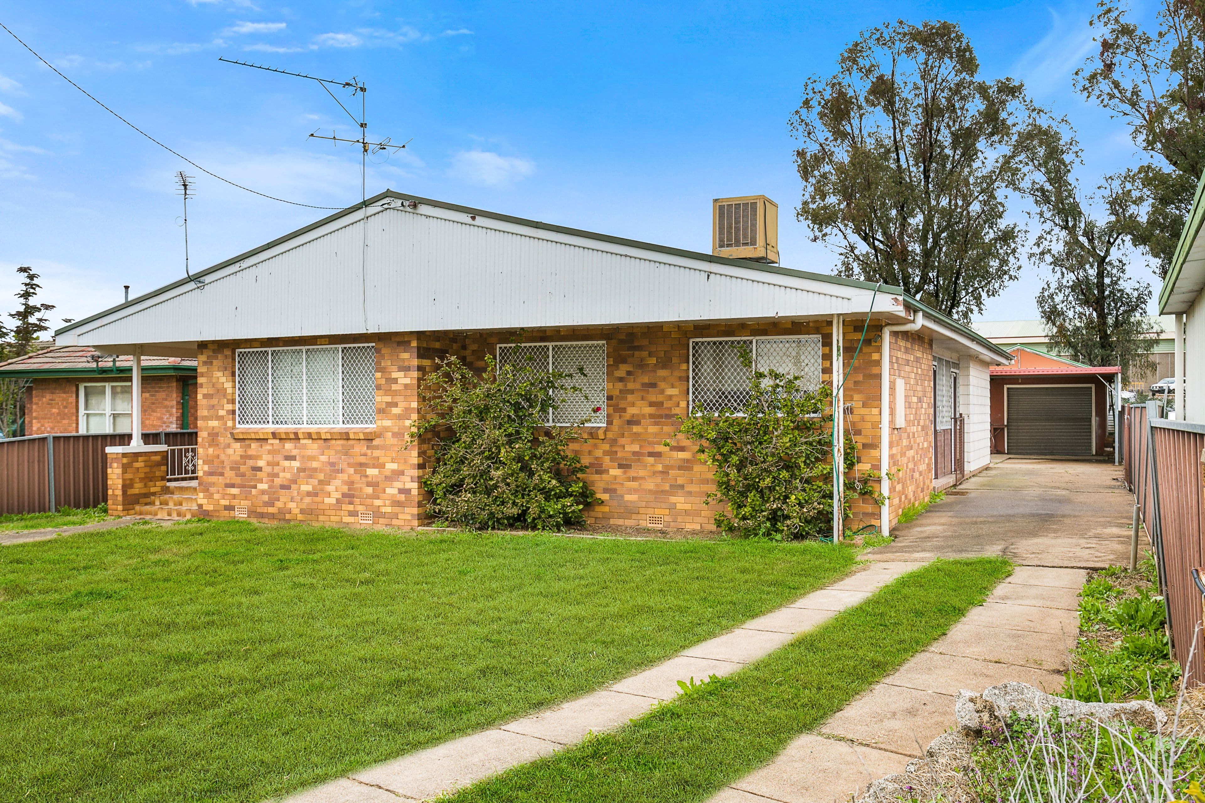 12 Duri Road, Tamworth NSW 2340, Tamworth - Image 1
