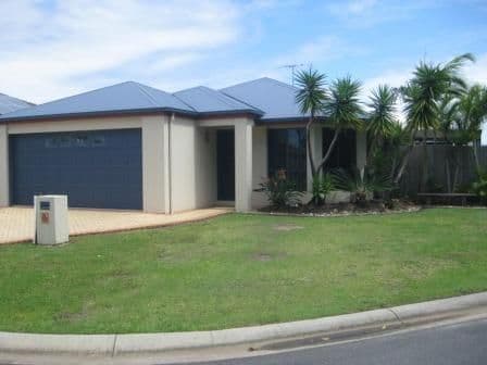 19 Rushcutters Court, SANDSTONE POINT QLD 4511, Sandstone Point - Image 1