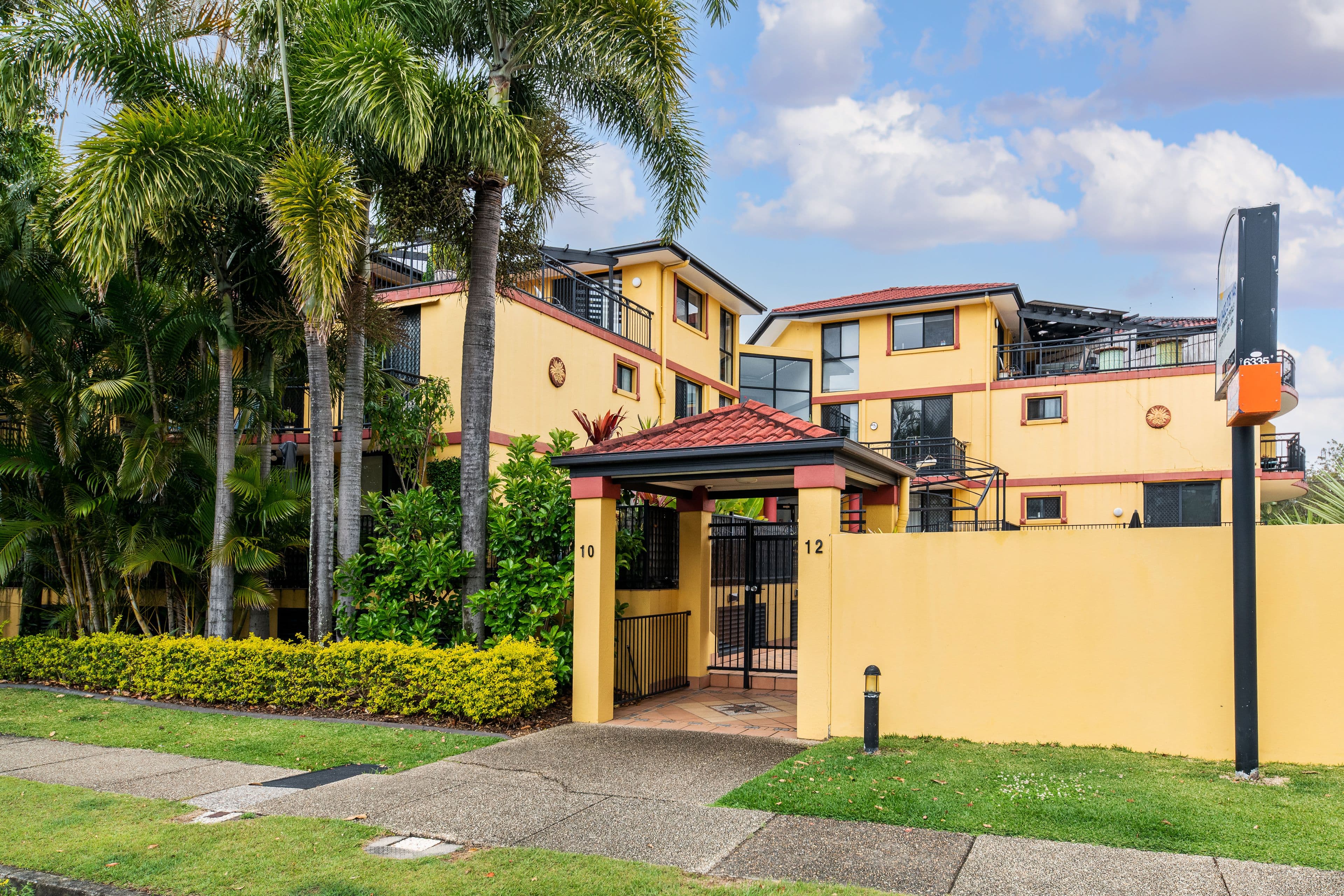 10-12 Bath Street, Labrador QLD 4215, Labrador - Image 1