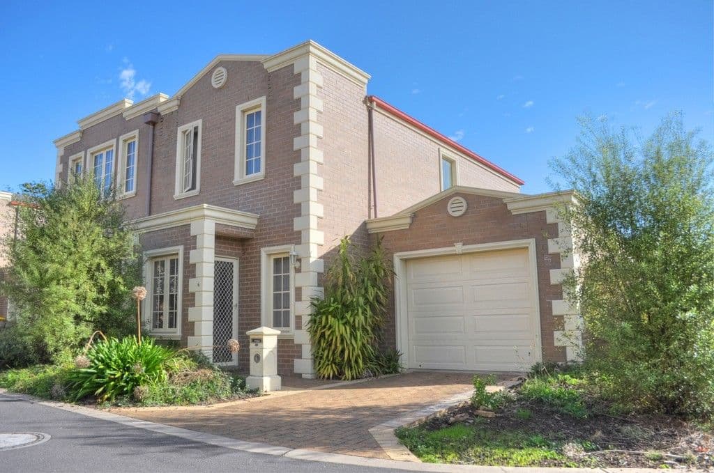 6 Lochard Place, WARRNAMBOOL VIC 3280, Warrnambool - Image 1