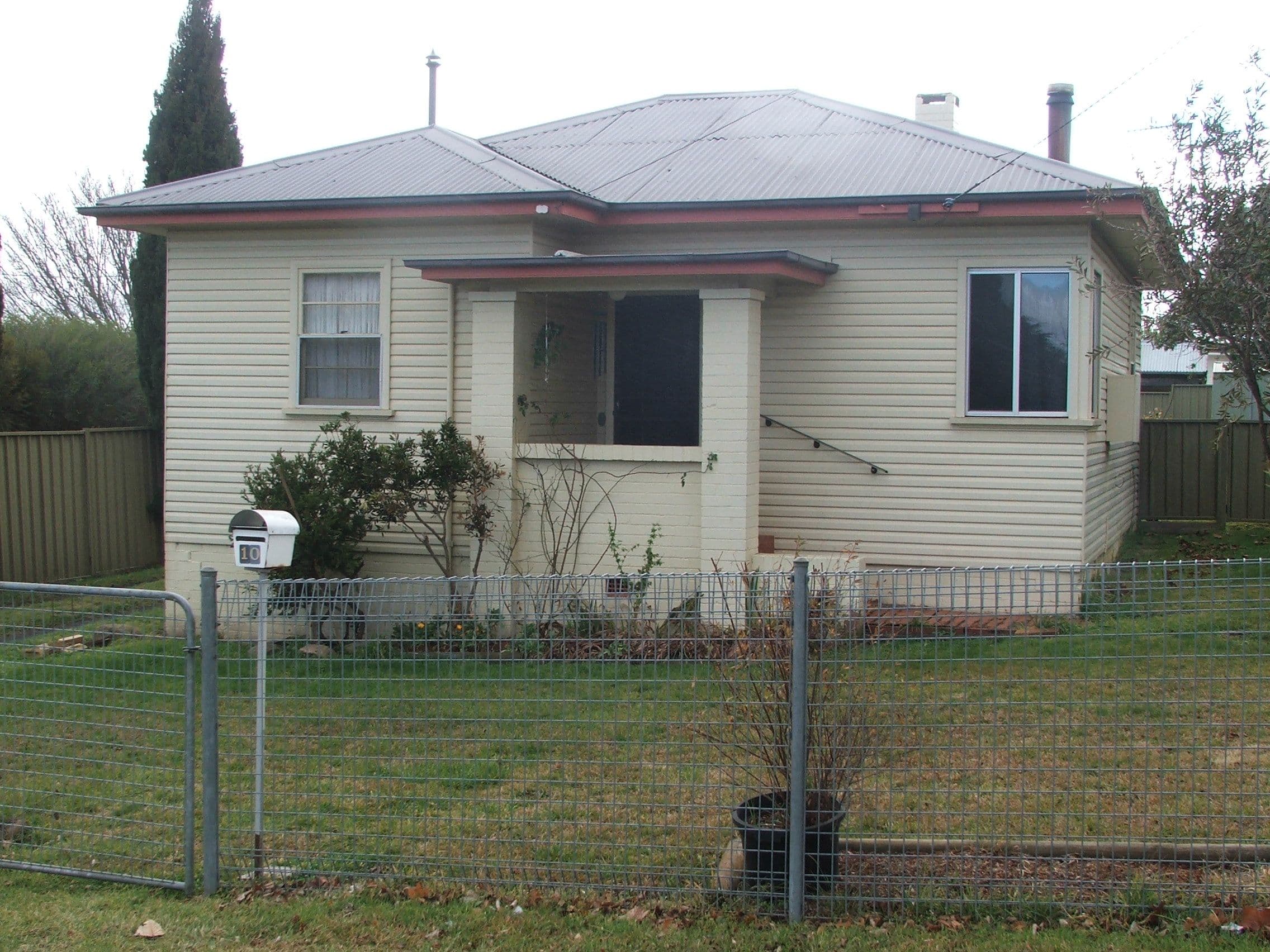 10 Cross Street, Glen Innes - Image 1