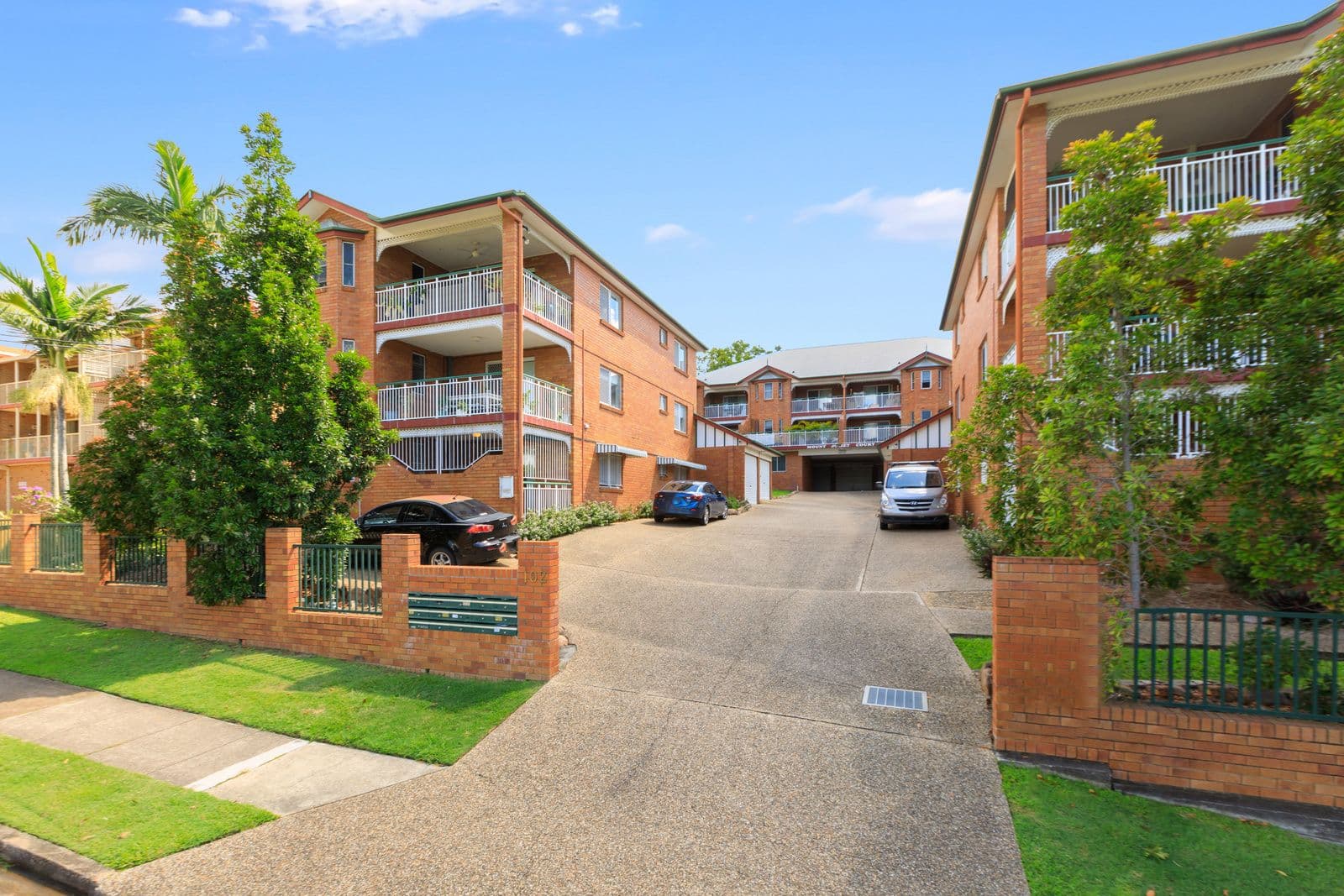 102 Pembroke Road, Coorparoo QLD 4151, Coorparoo - Image 1
