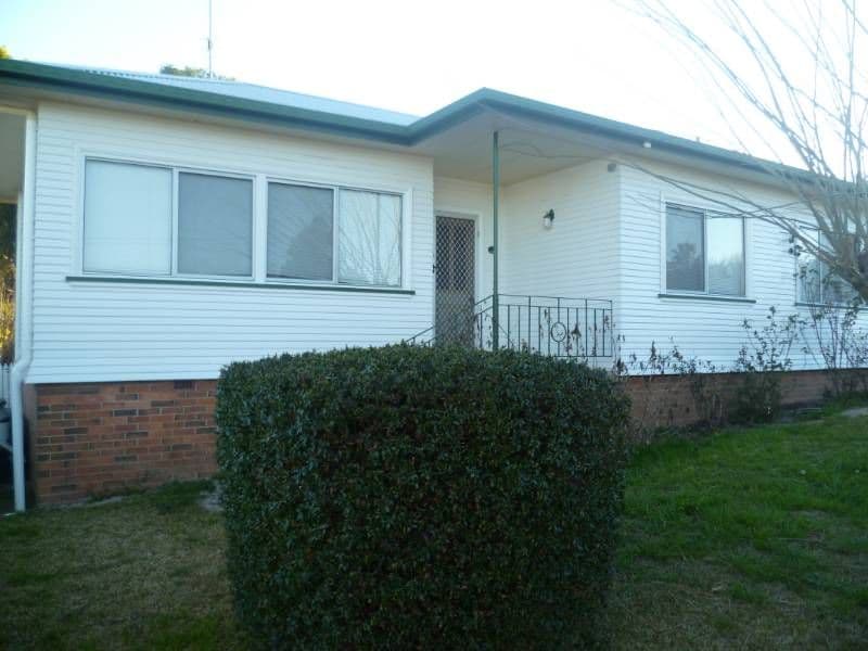 9 Carlyle Street, INVERELL NSW 2360, Inverell - Image 1