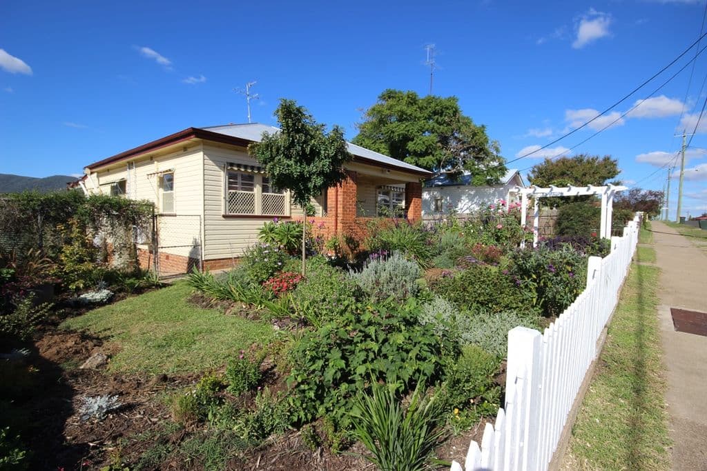 44 Phillip Street, Tamworth NSW 2340, West Tamworth - Image 1
