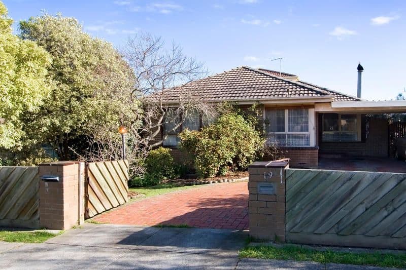 19 McMahons Road, FERNTREE GULLY VIC 3156, Ferntree Gully - Image 1