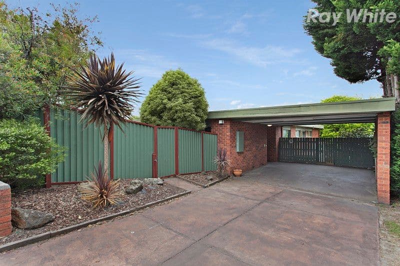 17 Gateshead Drive, Wantirna South VIC 3152, Wantirna South - Image 1