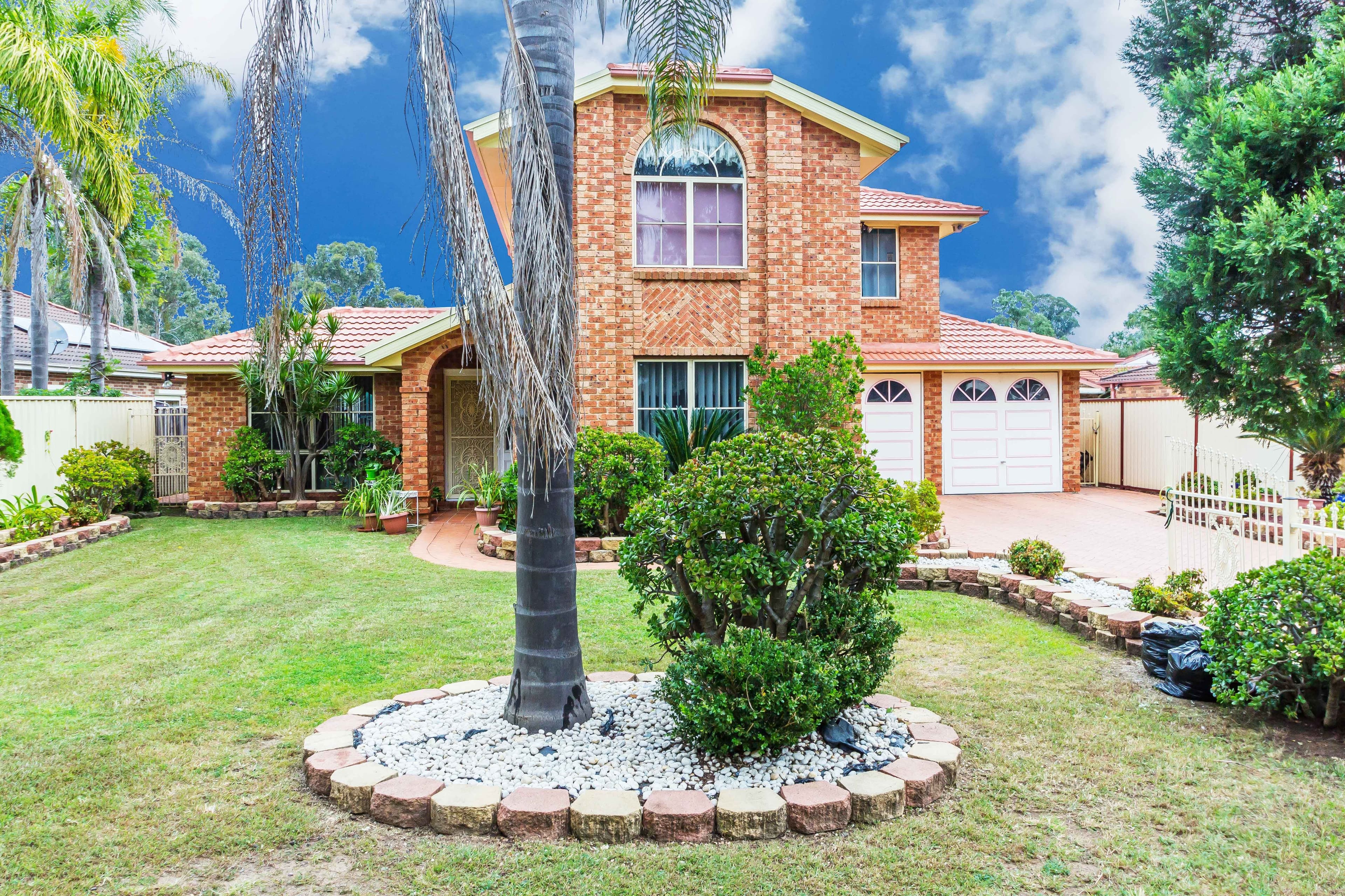 3 Clinker Grove, Woodcroft - Image 1