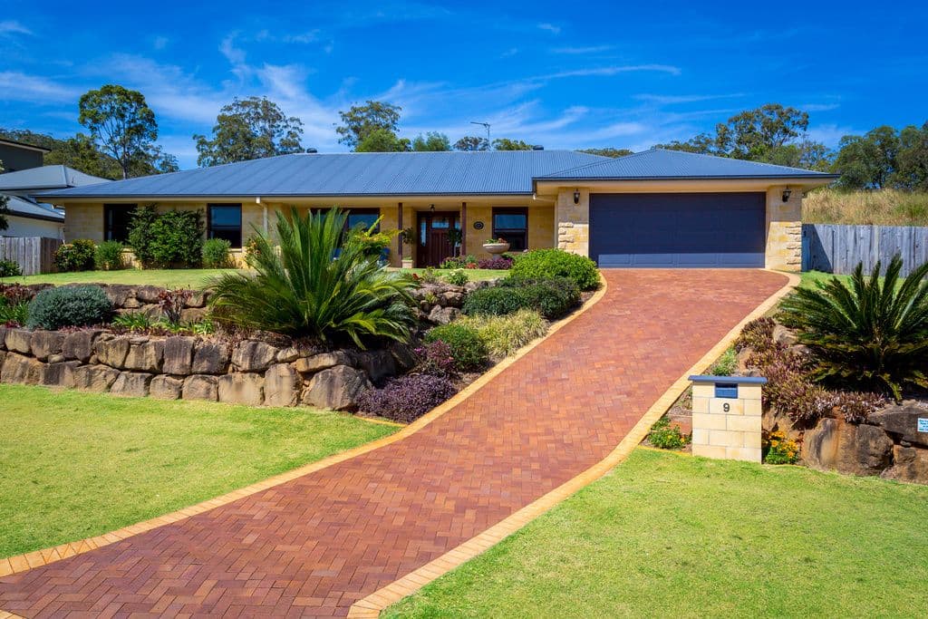9 Finnagin Drive, BONOGIN QLD 4213, Bonogin - Image 1