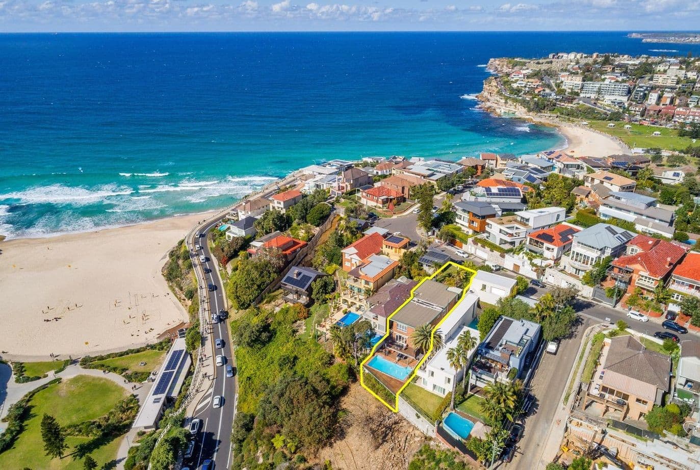 11 Thompson Street, Tamarama - Image 1
