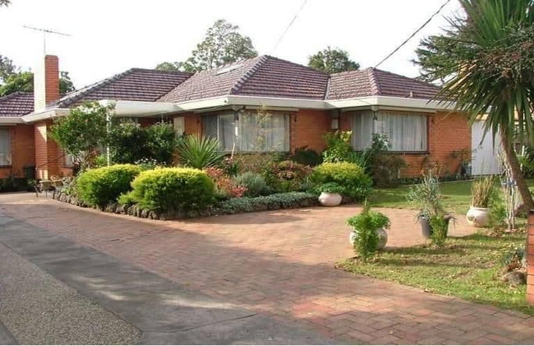 27 Oakern Street, MOUNT WAVERLEY VIC 3149, Mount Waverley - Image 1