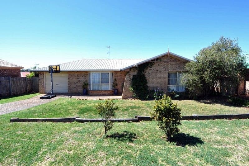 4 Muller Street, KEARNEYS SPRING QLD 4350, Kearneys Spring - Image 1