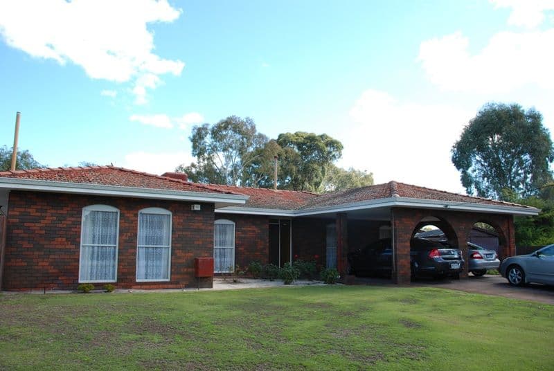 37 Moss Street, HUNTINGDALE WA 6110, Huntingdale - Image 1