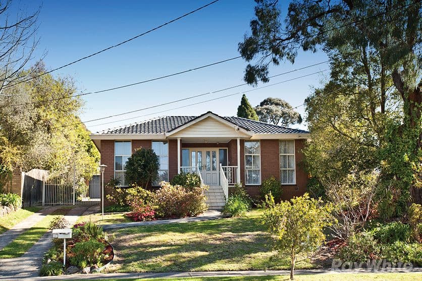 10 Lilian Street, GLEN WAVERLEY VIC 3150, Glen Waverley - Image 1