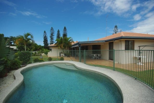 8 Intrepid Drive, MERMAID WATERS QLD 4218, Mermaid Waters - Image 1