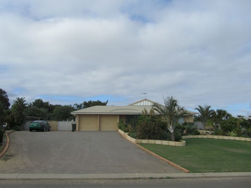 4 Fallowfield Street, STRATHALBYN WA 6530, Strathalbyn - Image 1