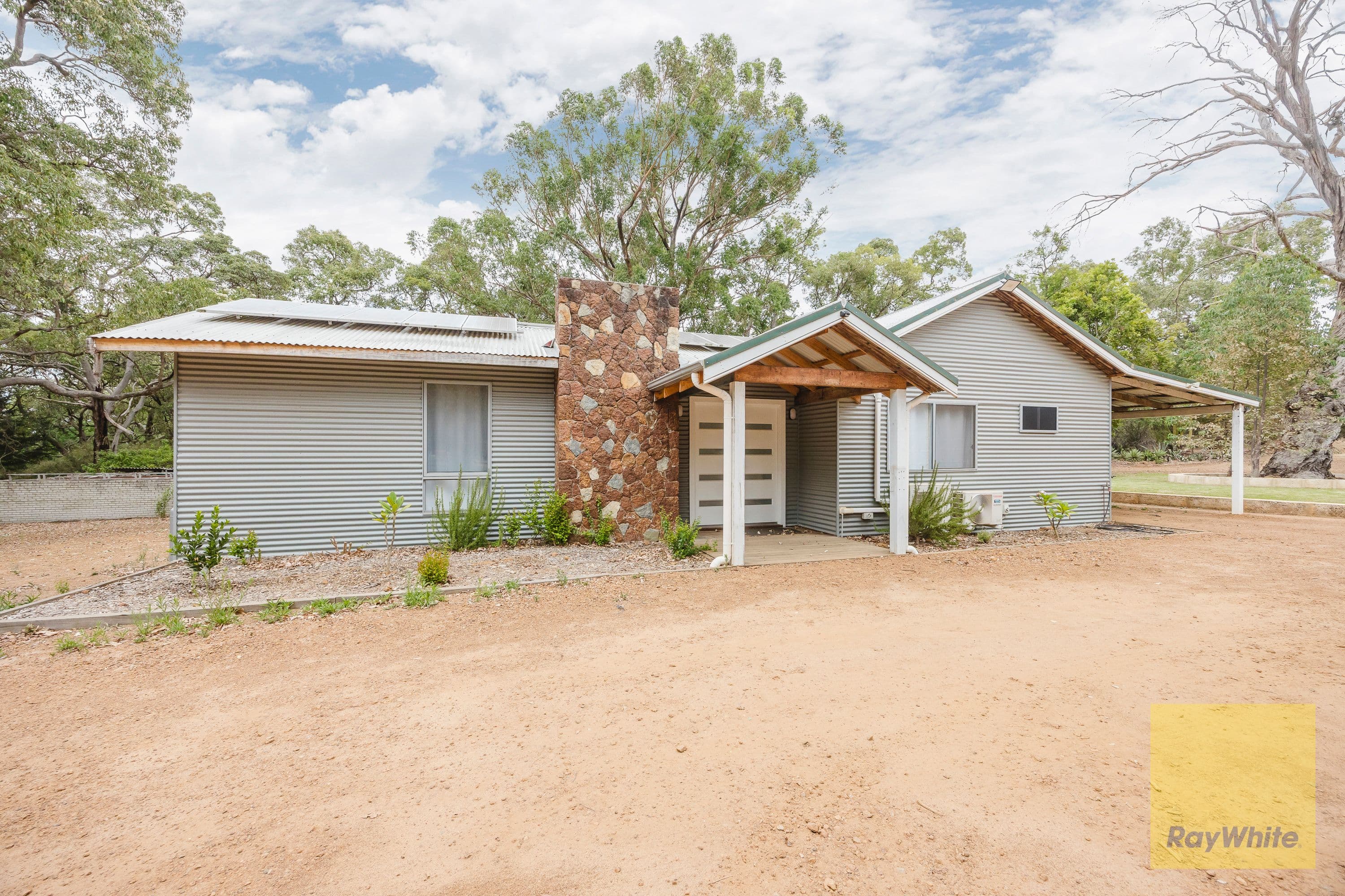 95 Palmateer Drive, Bickley WA 6076, Bickley - Image 1