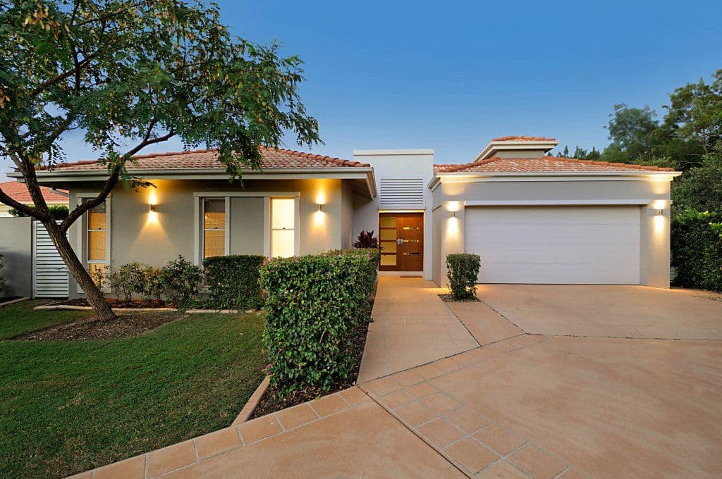 2044 Carlton Drive, HOPE ISLAND QLD 4212, Hope Island - Image 1