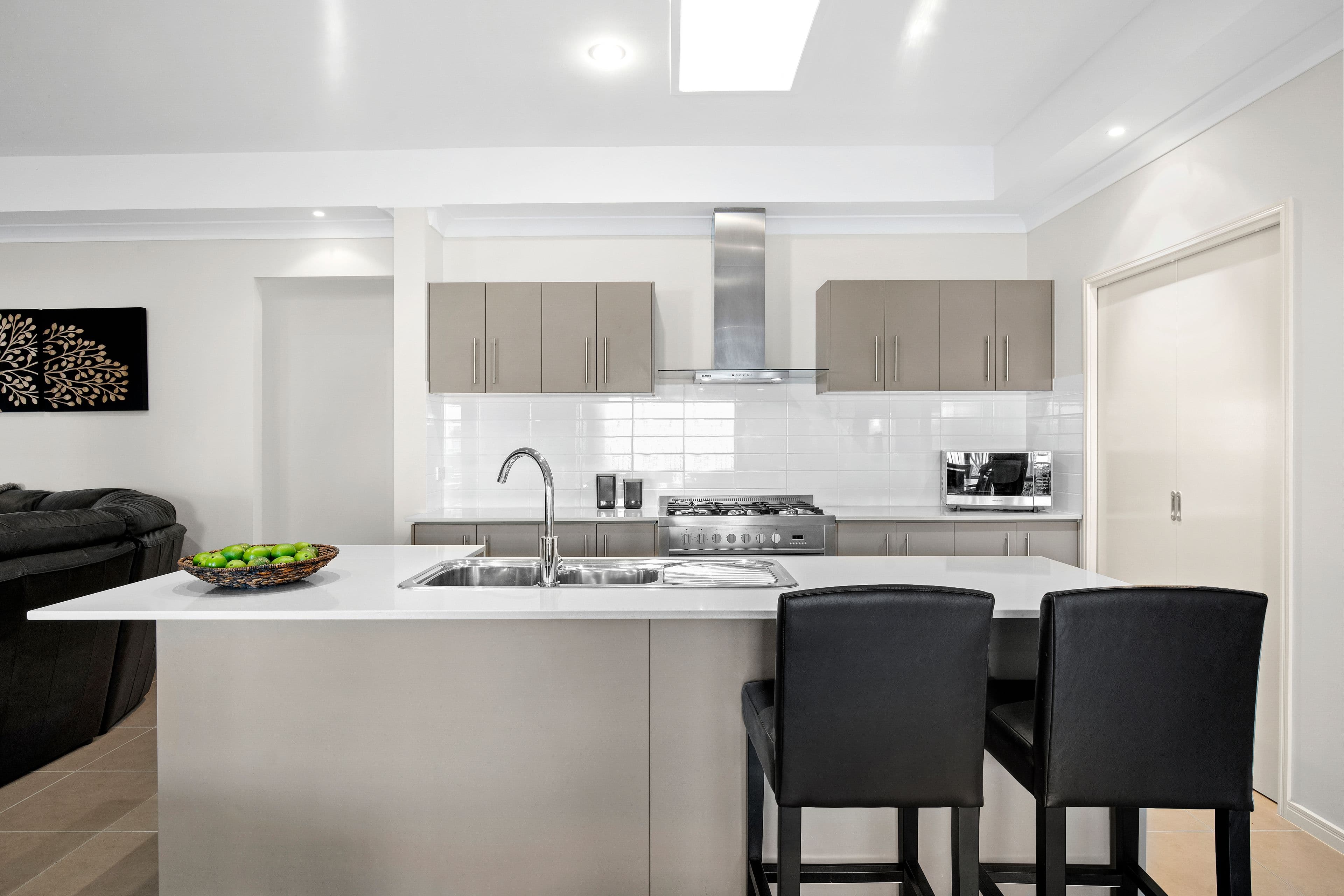 10 Camarillo Circuit, Reedy Creek QLD 4227, Reedy Creek - Image 1