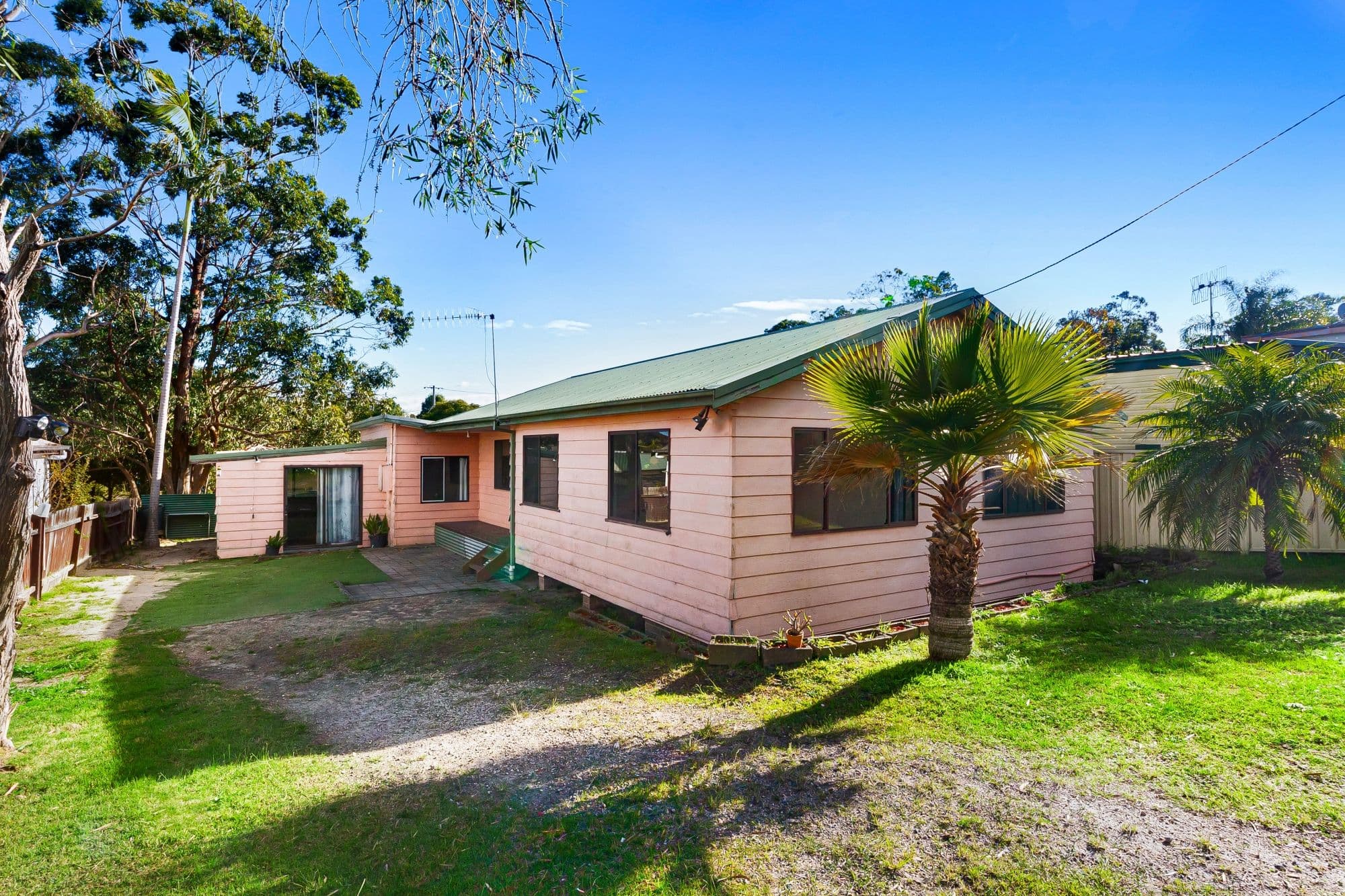 14 Laelana Avenue, Budgewoi NSW 2262, Budgewoi - Image 1