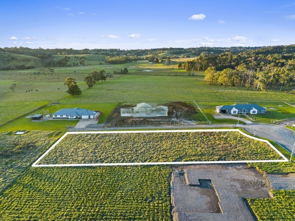 39 Heritage Drive, Bundanoon - Image 1