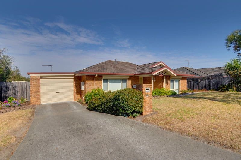 8 Spearfelt Court, TRARALGON VIC 3844, Traralgon - Image 1