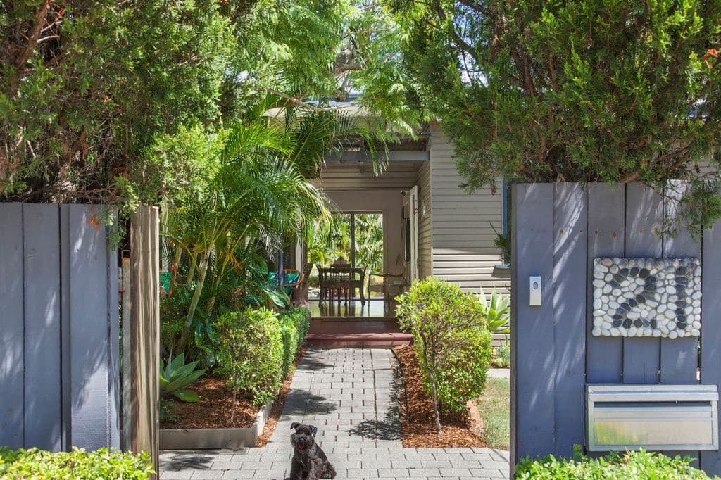 21 JOAN Street, Southport QLD 4215, Southport - Image 1