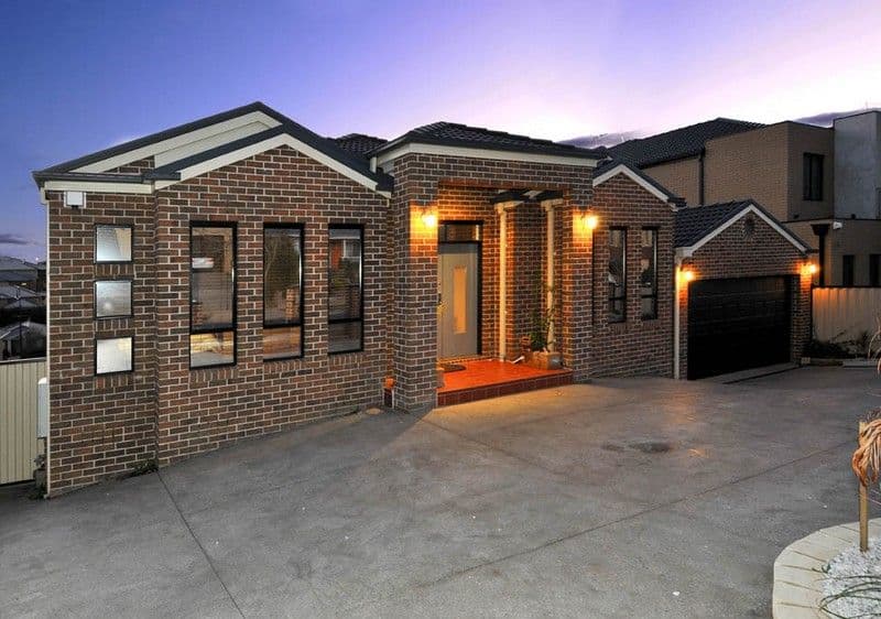 13 Langbourne Court, GREENVALE VIC 3059, Greenvale - Image 1